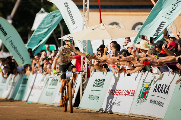 Raiza Goulão e Alex Malacarne vencem o XCO da CiMTB Araxá